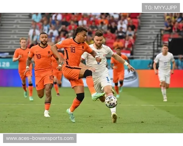 全球球星转会风云再起 各大豪门布局新赛季阵容变动分析