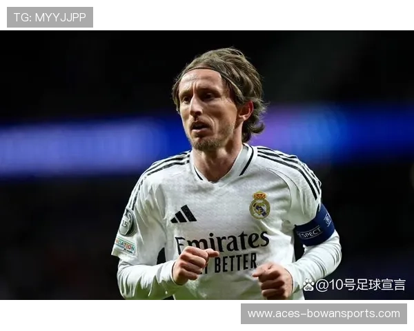 足球场上帅气球星盘点 谁才是真正的颜值担当与实力并存的足球男神